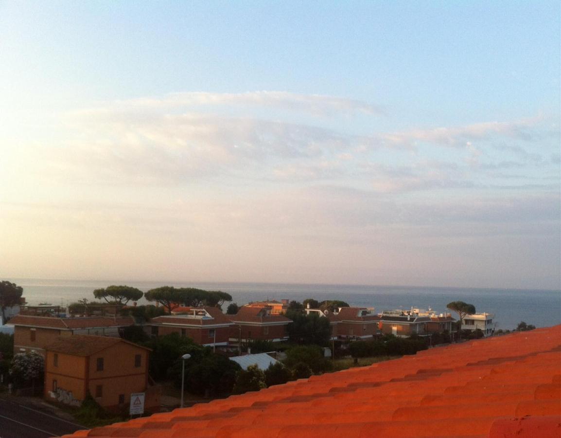 Cinemahouse Terramare - Beach & Maxitv Santa Marinella Buitenkant foto